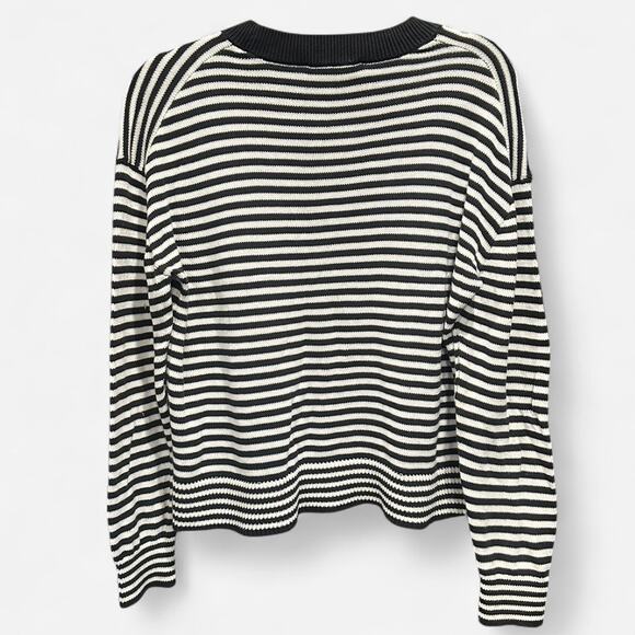 Everlane Black and White Striped Crew Neck Sweater - Picture 3 of 8